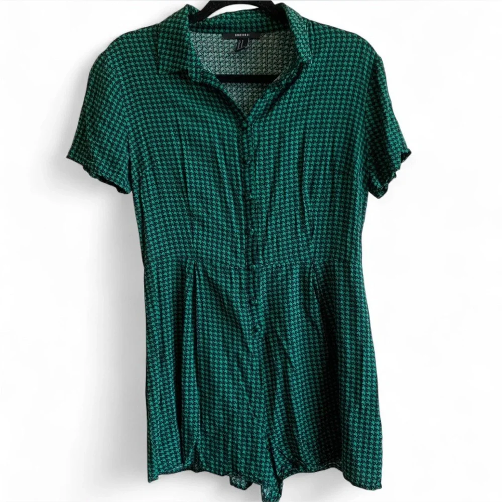 Forever 21 Green Plaid Romper! Size Medium! - Picture 2 of 4